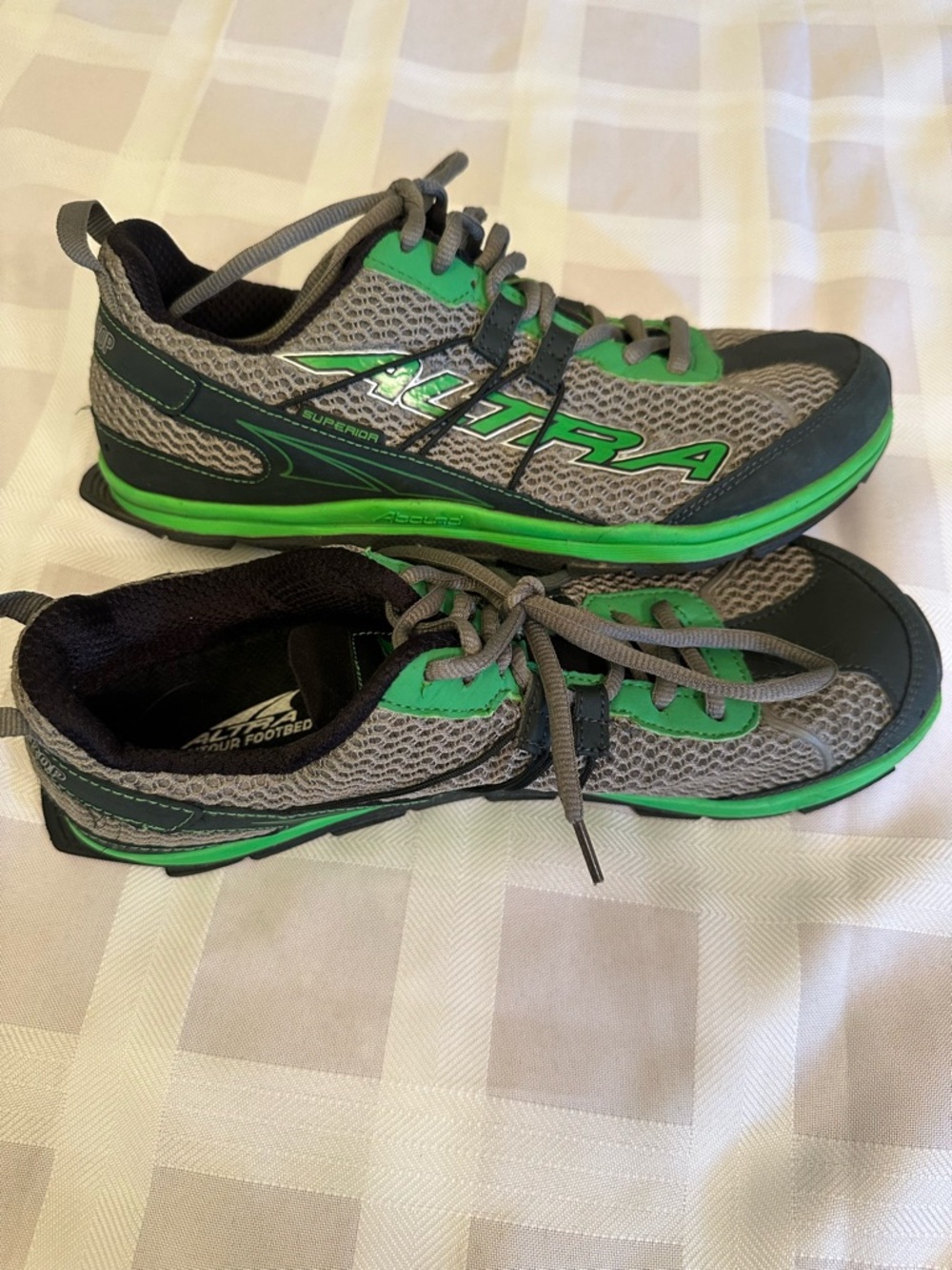 Altra Men's Superior 1 Gray and Green Athletic Shoes